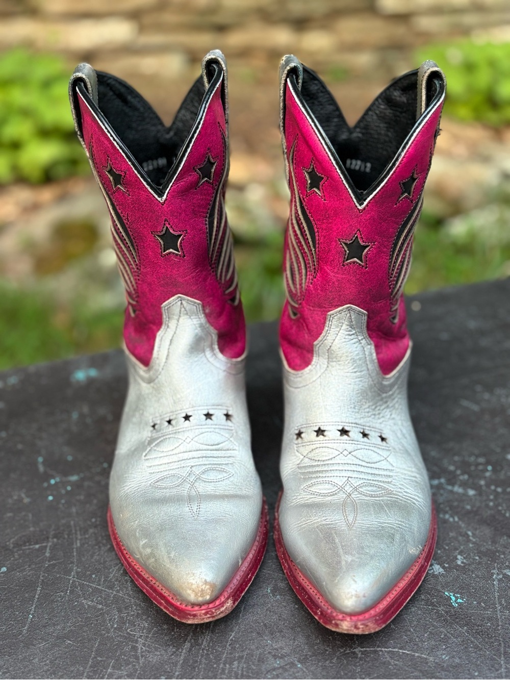 Women's Metallic Silver and Fuchsia Star Embossed Western Boots